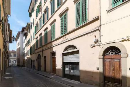 Real Rustic Tuscany Style In Center Florence Exterior photo